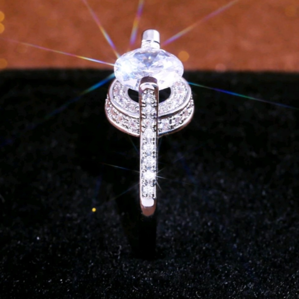 NEW 925 WEDDING RING ROUND CUT WHITE SAPPHIRE - Picture 3 of 4